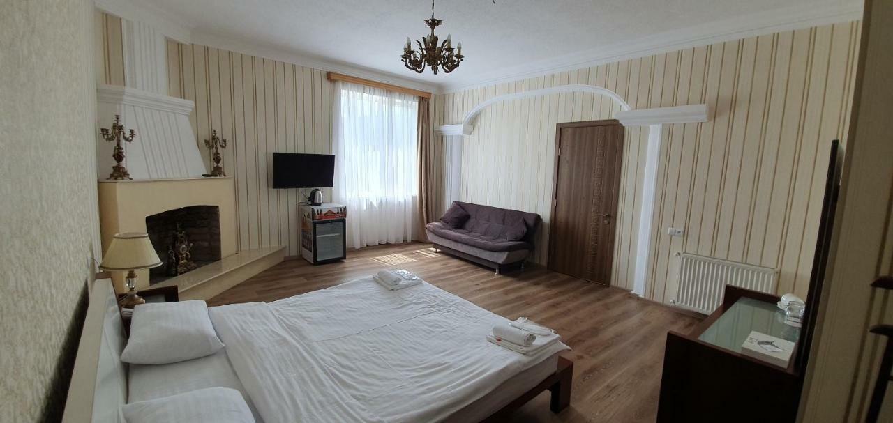 Hotel Dany Тбилиси Экстерьер фото