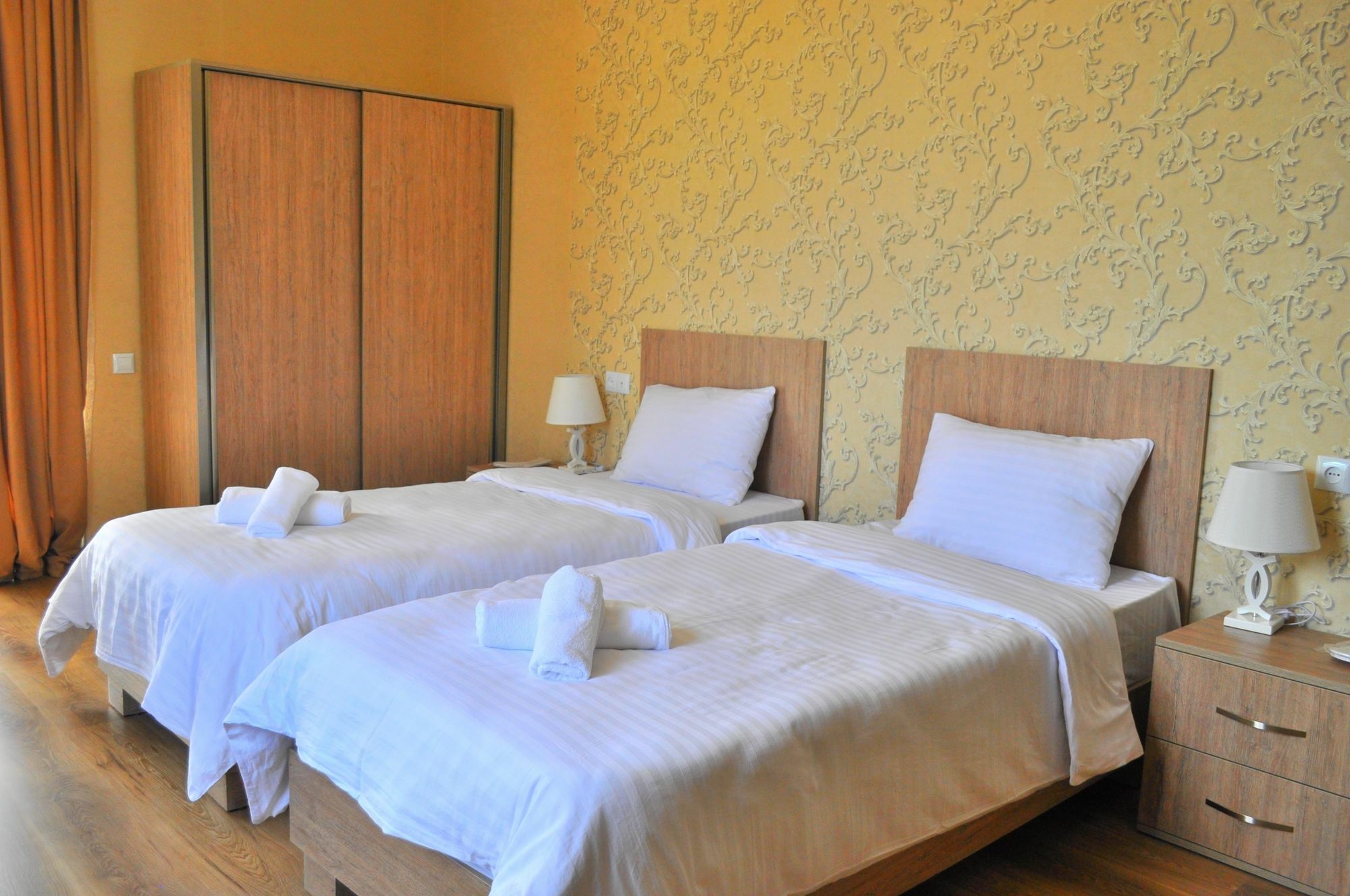 Hotel Dany Тбилиси Экстерьер фото